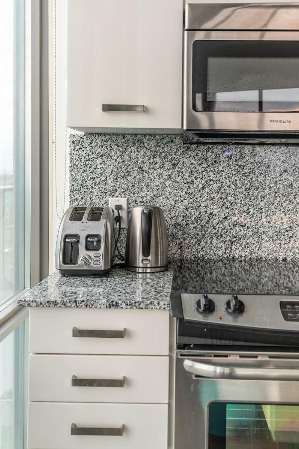 Unbelievable Penthouse View With 3 Bedrooms Toronto Luaran gambar